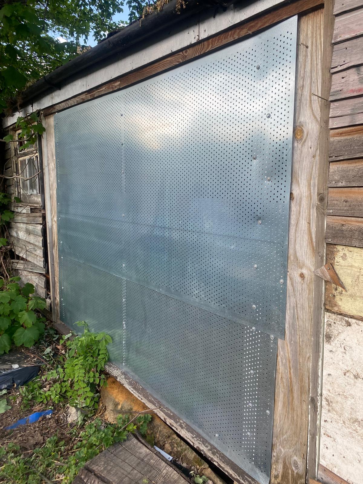 Metal security screening
