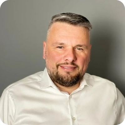 Rafal Pawlicki Circle UK Group